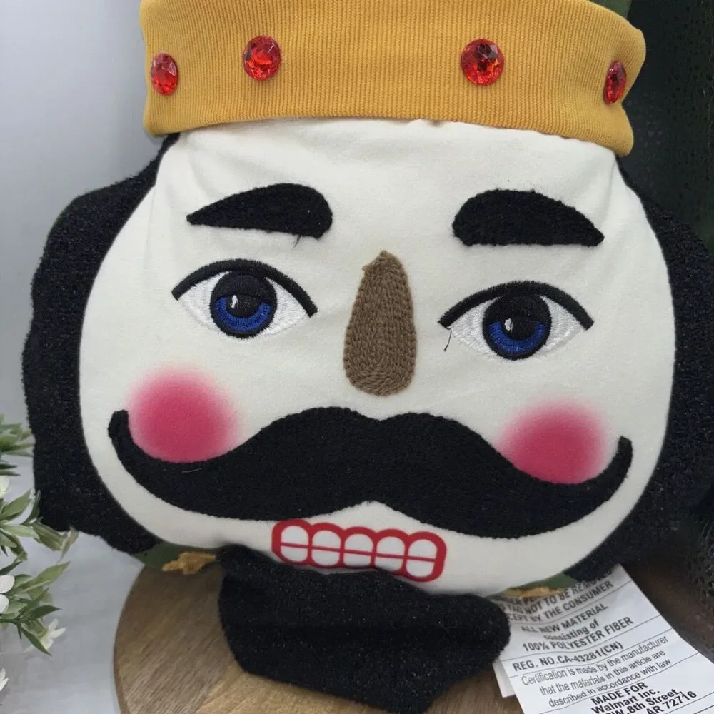 NWT Christmas Nutcracker Face 14